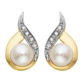 Pearl and diamond earrings in yellow gold